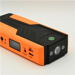 有車一族必備神器—汽車應急啟動電源