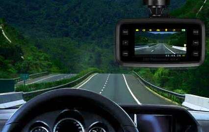 汽車應(yīng)急啟動電源